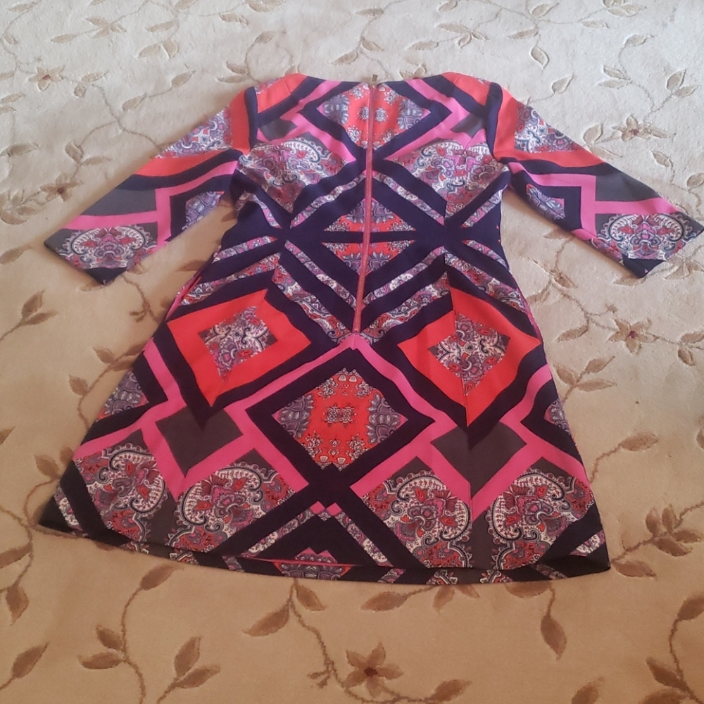 Dress - Picture 2 of 2